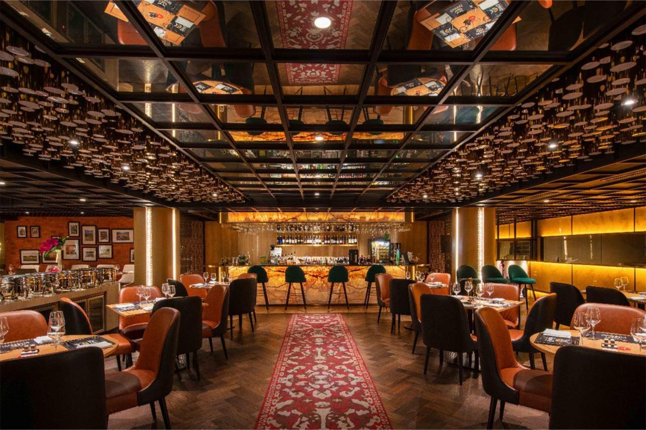 Vasa Hotel Surabaya Exterior foto